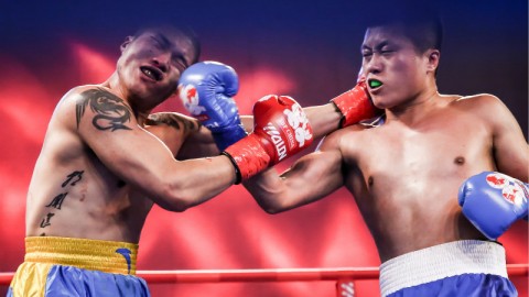 刘文擘硬扛UFC传奇“大脚”的中国力量之战