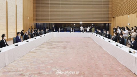 东京奥运会防疫战疫纪事：从艰难筹办到安全办赛的曲折历程