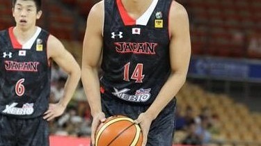 中日对决80-73！渡边雄太队长首秀完美，日本世预赛七连胜
